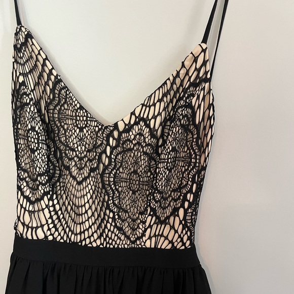 Formal Mini Dress - Black & Cream - Lace, backless - Honey Brand - Picture 2 of 4